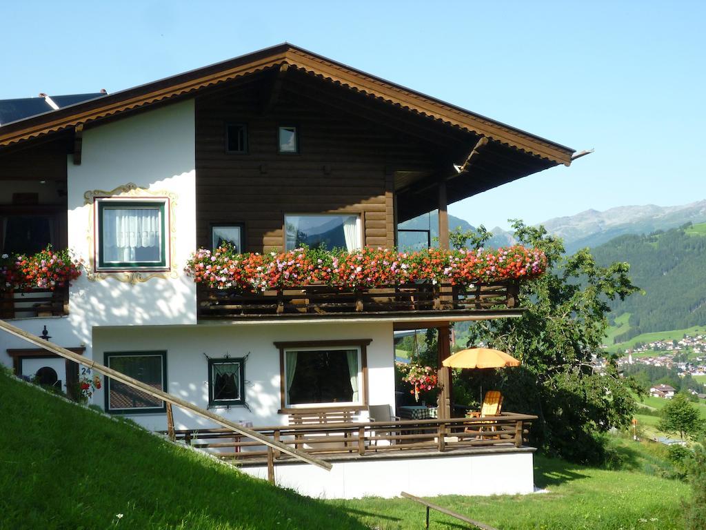 Ferienwohnung Eller Telfes im Stubai Bagian luar foto